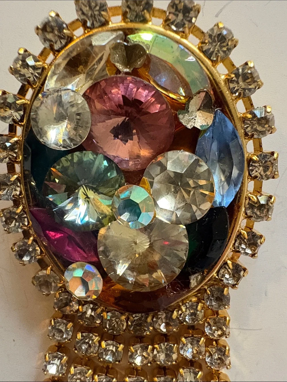 Vintage-Inspired Multi-Color Crystal Drop Brooch - Gold Tone